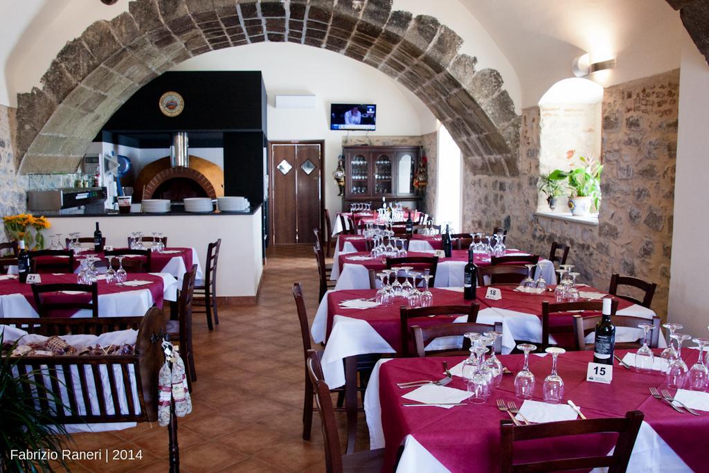 Agriturismo Valle Dell'Etna Roccella Valdemone Ngoại thất bức ảnh